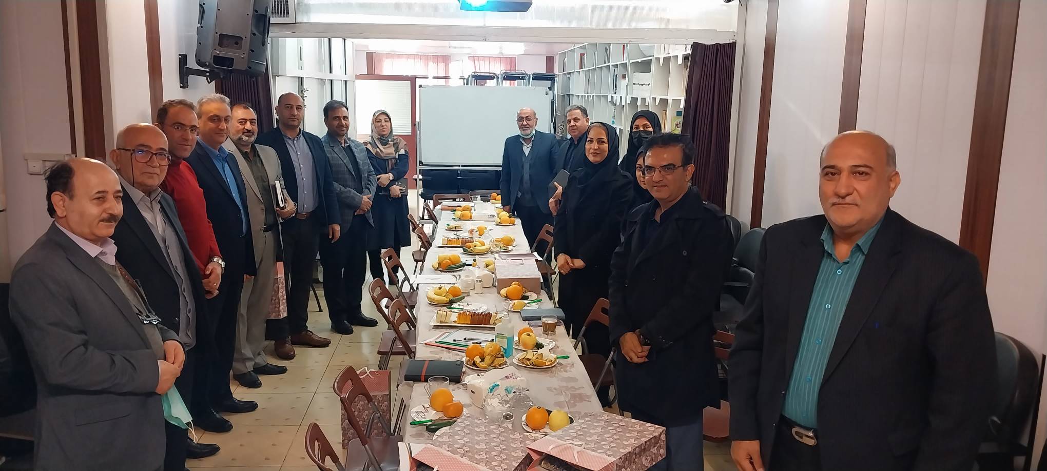 انتخاب انجمن اولیا و مربیان مدرسه جاوید بعنوان انجمن نمونه منطقه 2