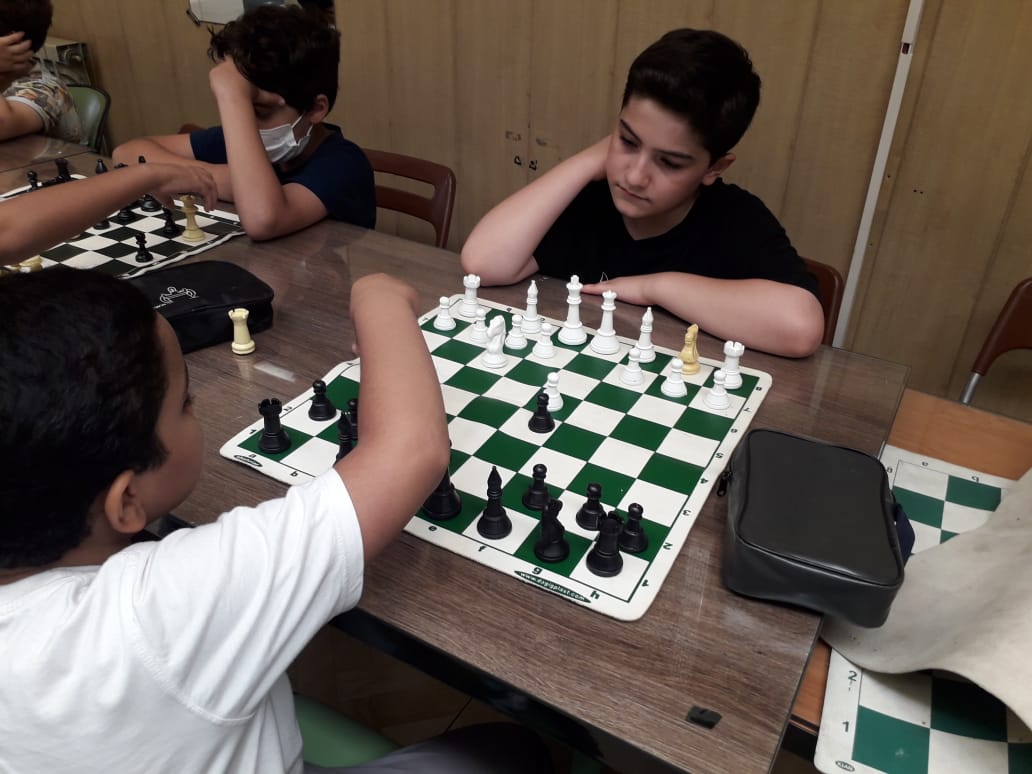 کلاس شطرنج پایگاه تابستان