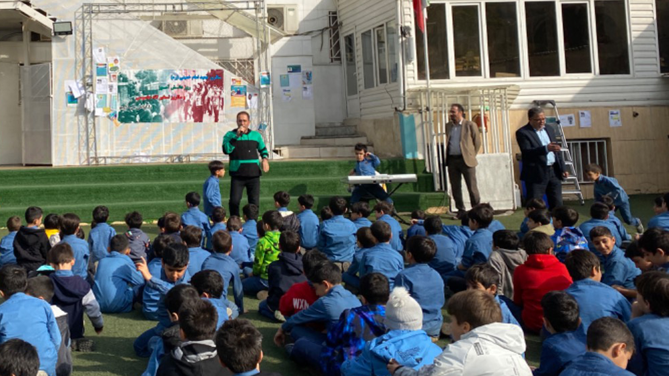 برگزاری روز سیزده آبان؛ روز دانش آموز در مدرسه جاوید