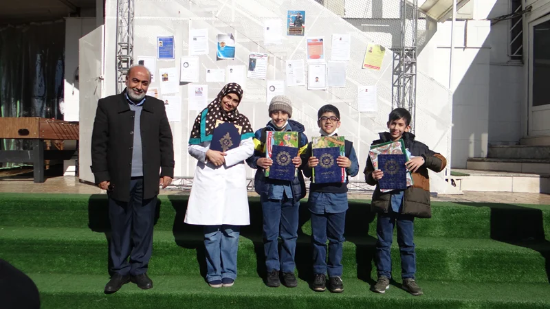 کسب مقام دوم مسابقات آزمایشگاهی منطقه 2 تهران در پژوهسرای جابربن حیان