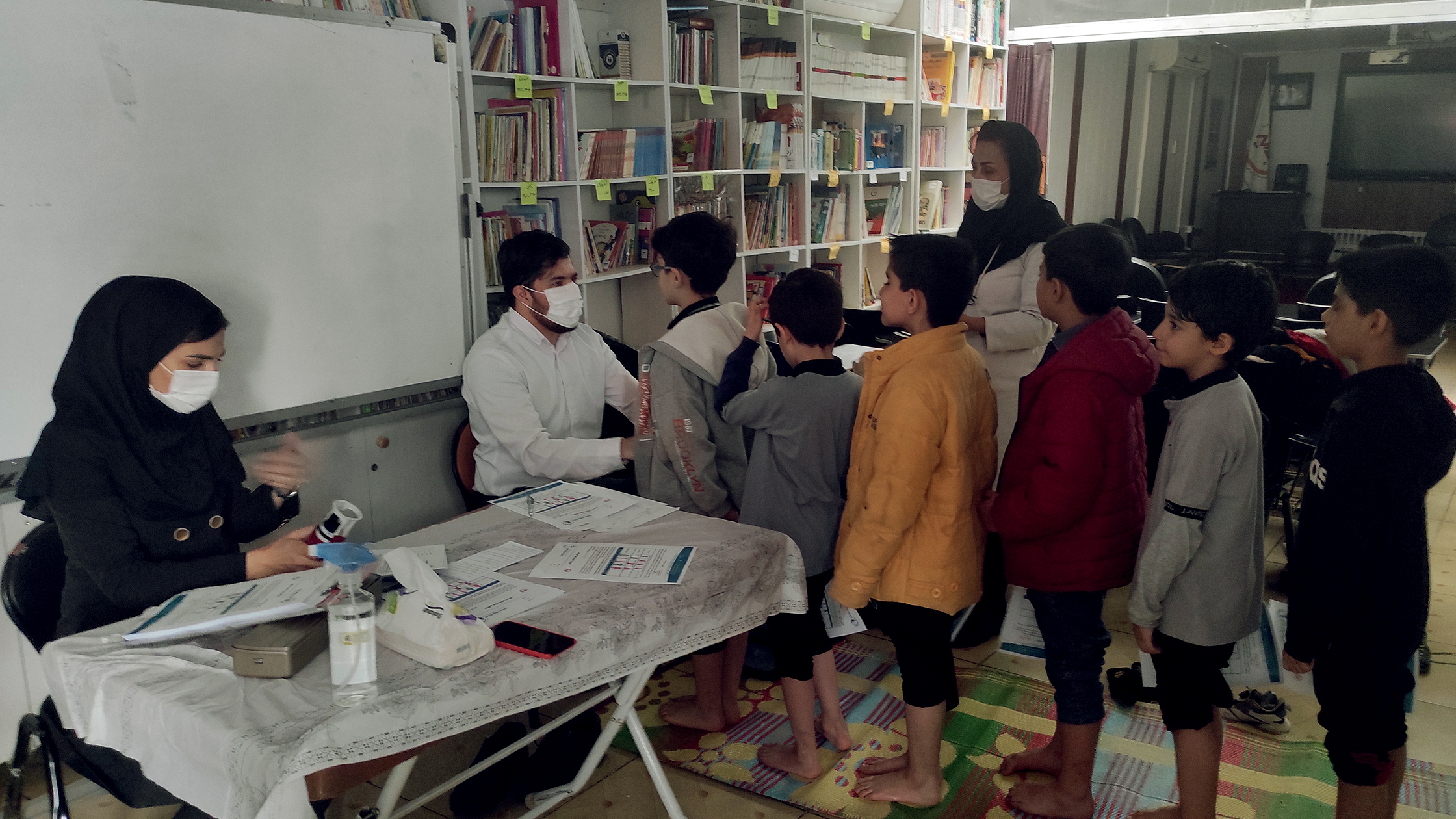 اجرای طرح غربالگری اسکلتی-عضلانی دانش آموزان در مدرسه جاوید