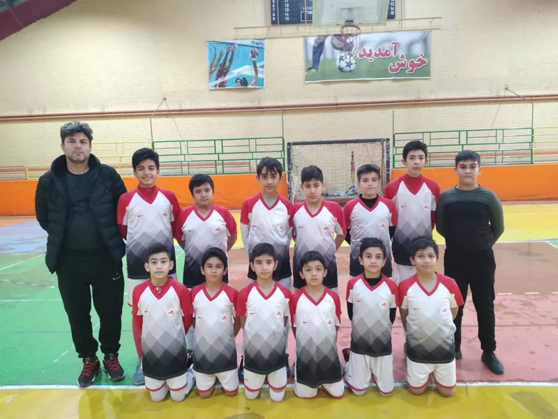 صعود مقتدرانه تیم فوتبال مدرسه جاوید به مرحله نیمه نهایی مسابقات فوتبال منطقه 2 تهران