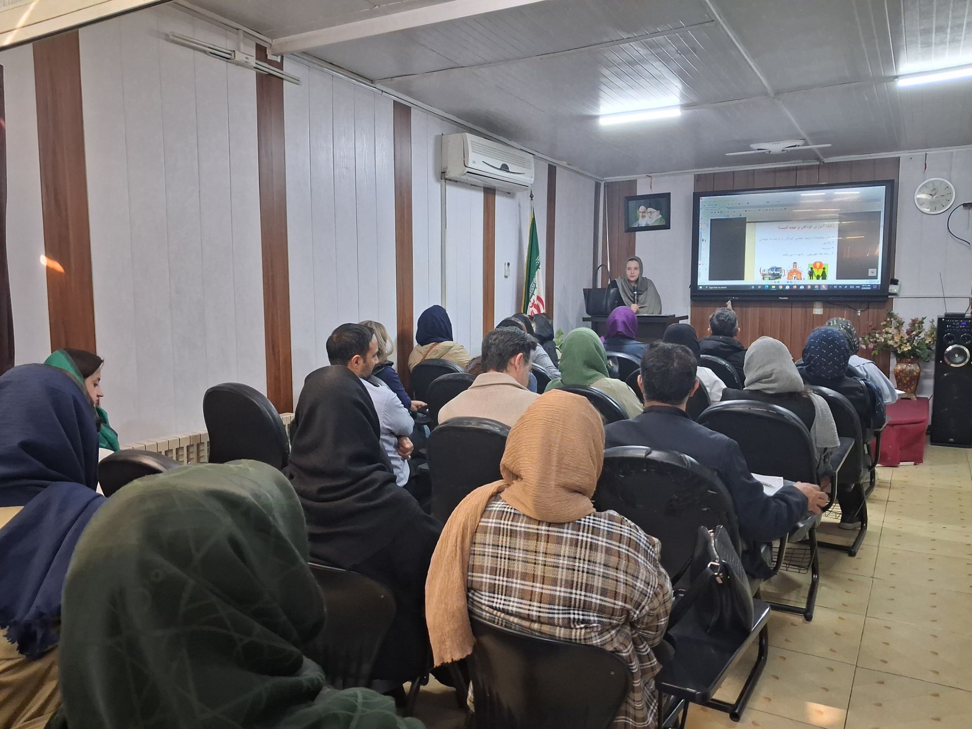 کارگاه آموزشی "تربیت جنسی پسران" ویژه اولیاء در دبستان جاوید برگزار شد